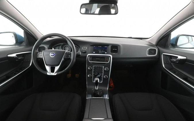 Volvo V60 cena 47600 przebieg: 140684, rok produkcji 2016 z Łomża małe 326